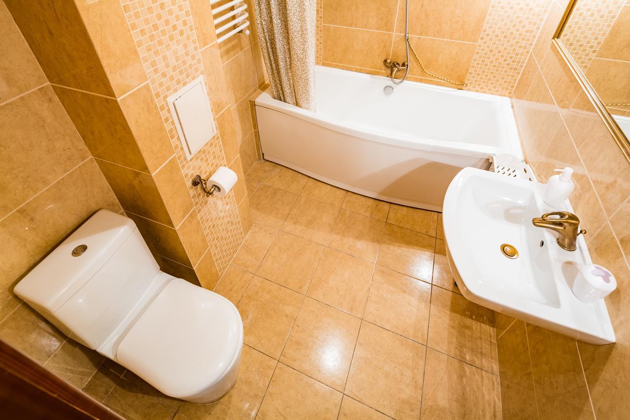 2 Virmens'Ka Apartment Lviv Exterior foto